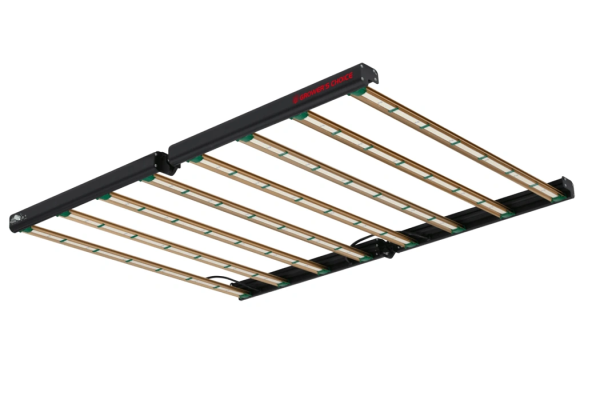 Growers Choice ROI-E900 LED Grow Light